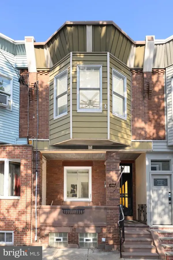 2521 S 17th St, PHILADELPHIA, PA 19145