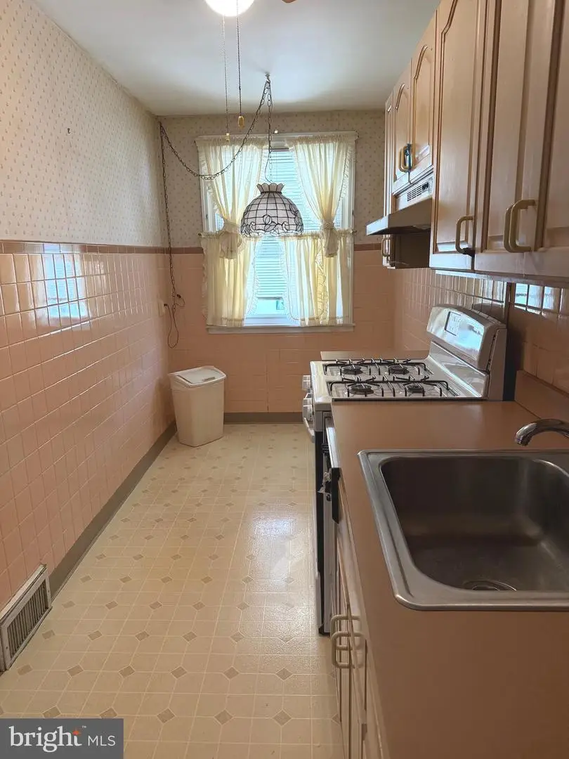 6620 Revere St, Philadelphia, PA 19149 - #3