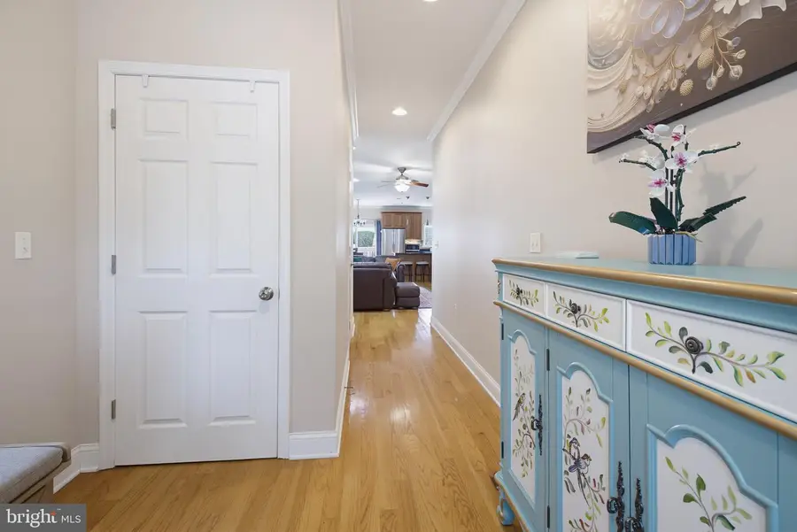492 Harmon Rd, Philadelphia, PA 19128 - #3
