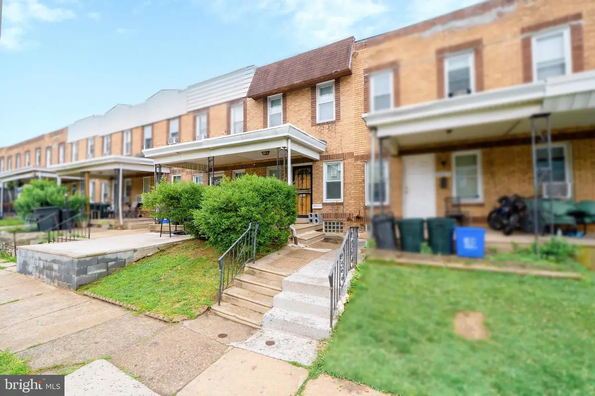 6321 Marsden St, Philadelphia, PA 19135 - #1