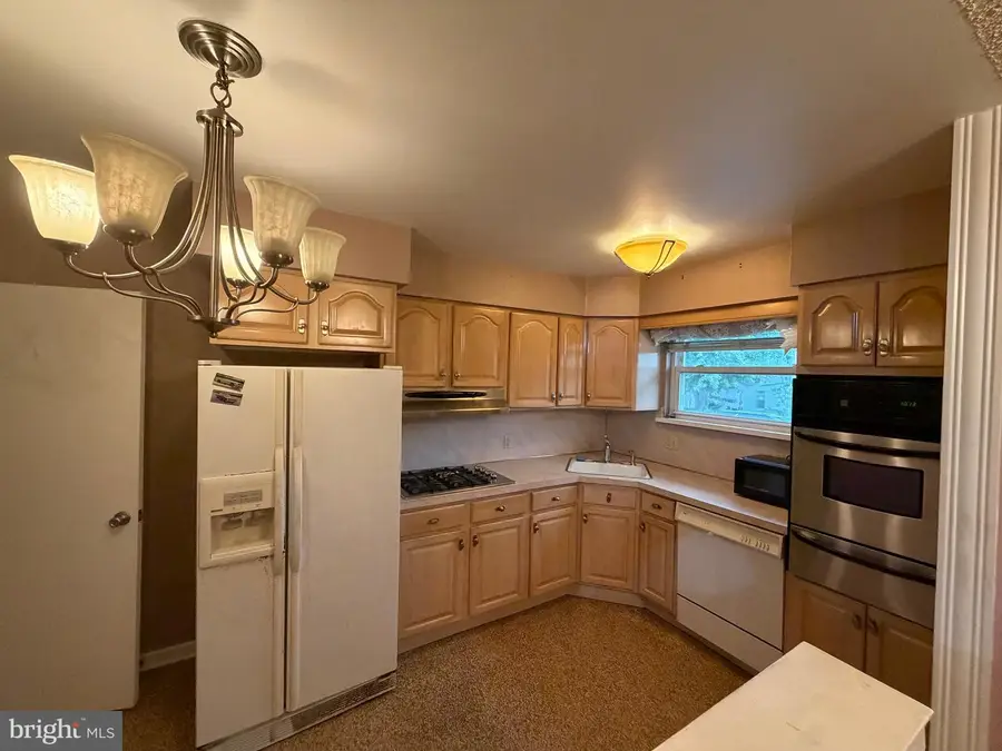 830 Lawler St, Philadelphia, PA 19116 - #3