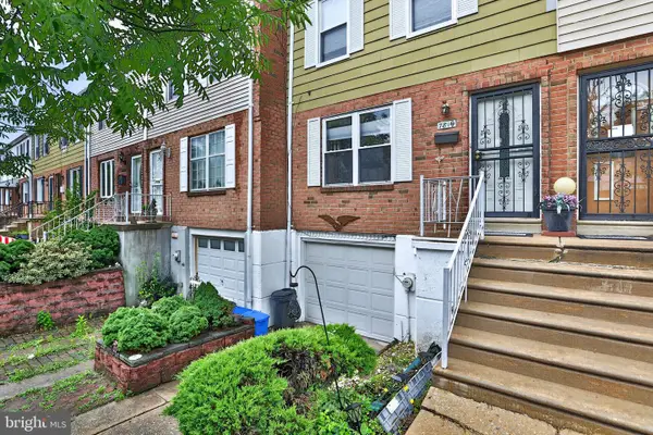 7819 Venus Pl, PHILADELPHIA, PA 19153