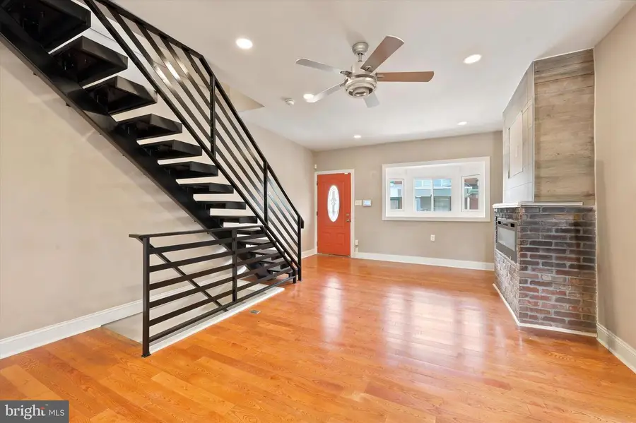 5439 Regent St, Philadelphia, PA 19143 - #2