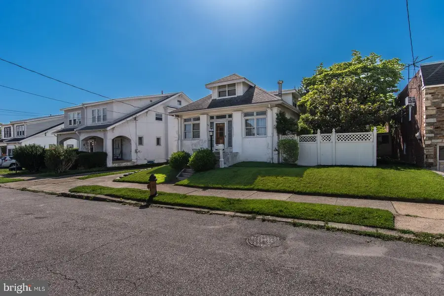 7425 Montour St, Philadelphia, PA 19111 - #2