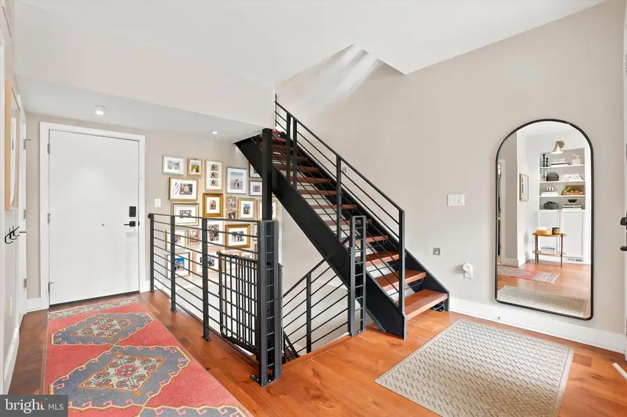 308 N 2nd St, Philadelphia, PA 19106 - #3