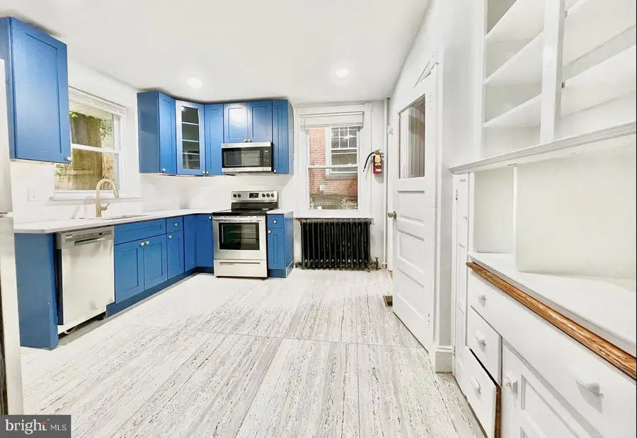 4312 Spruce St, Philadelphia, PA 19104 - #3