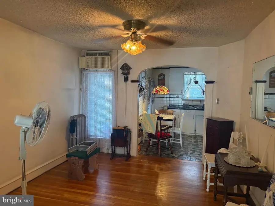 2860 Sellers St, Philadelphia, PA 19137 - #3