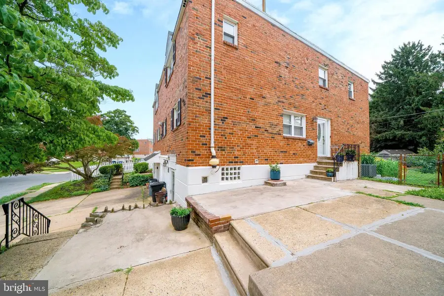 816 Kendrick St, Philadelphia, PA 19111 - #2