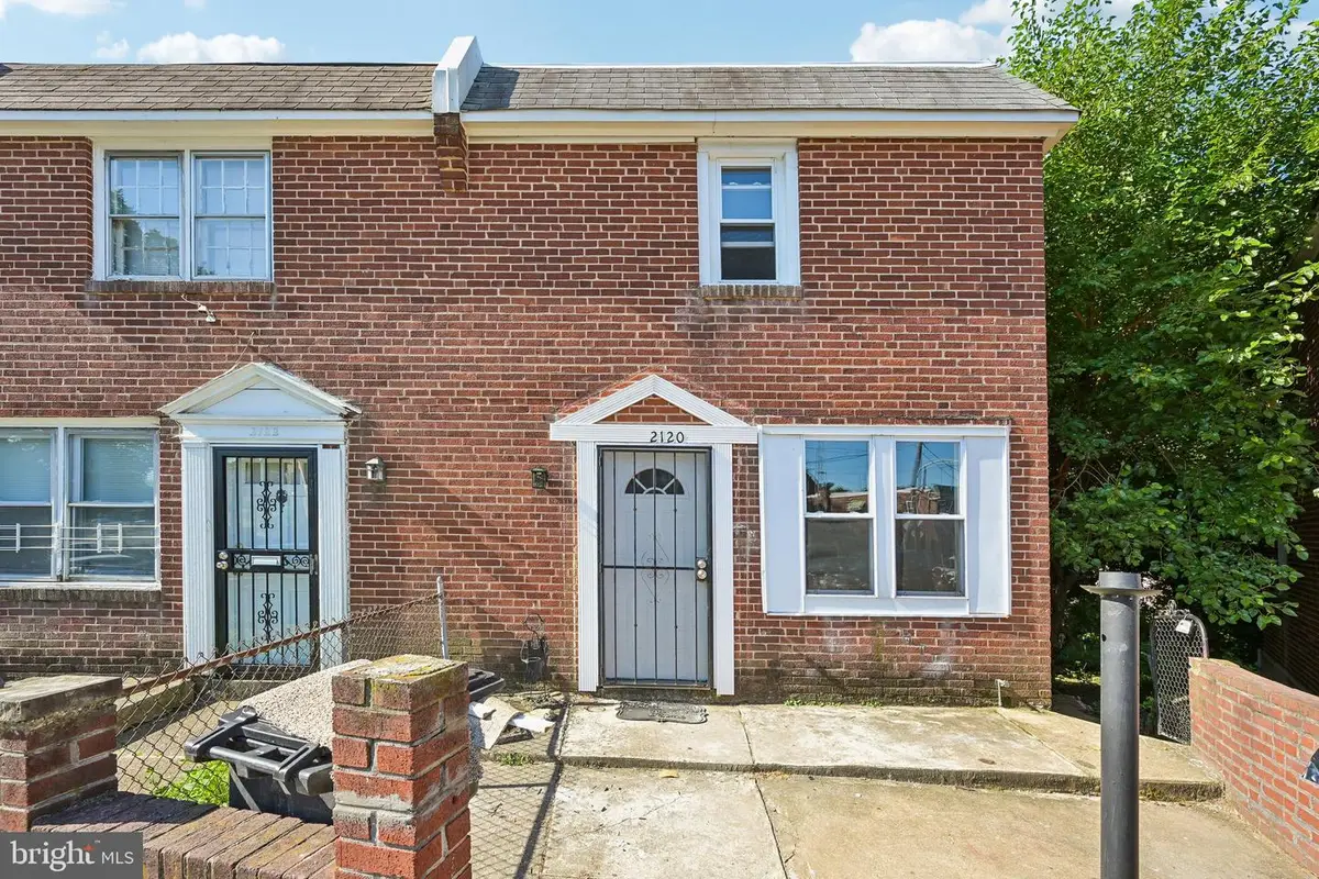 2120 S Lloyd St, Philadelphia, PA 19142 - #1