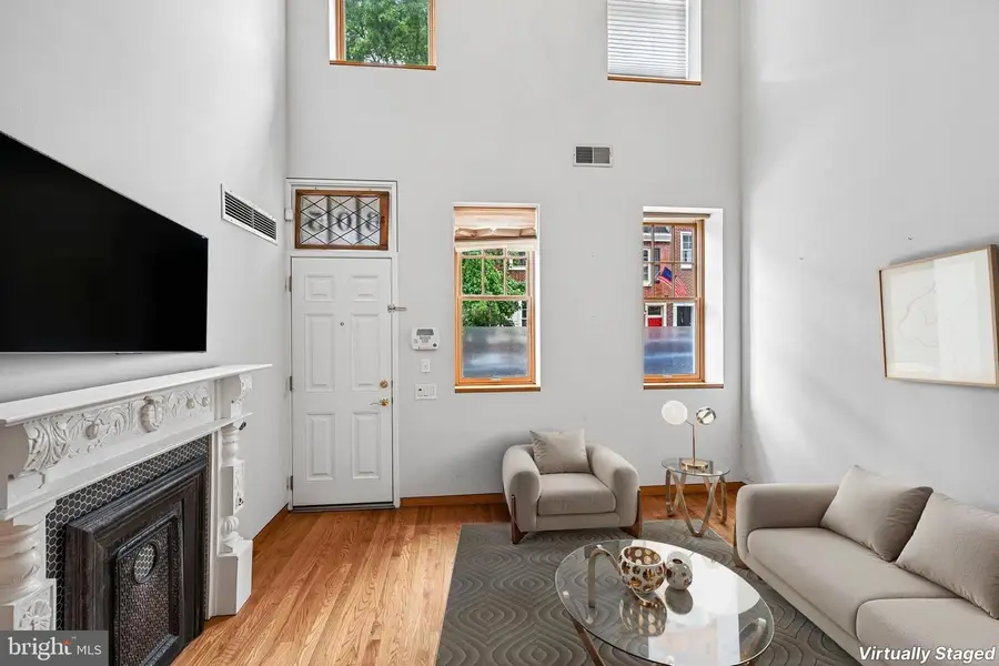 605 Pine St, Philadelphia, PA 19106 - #3
