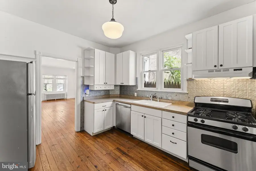 221 Righter St, Philadelphia, PA 19128 - #3