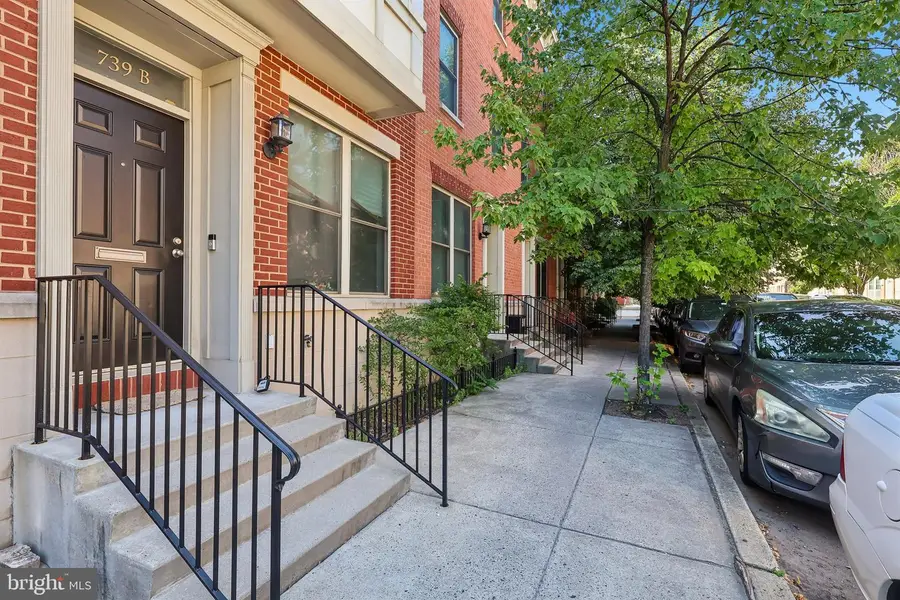 739 S 13th St #b, Philadelphia, PA 19147 - #3