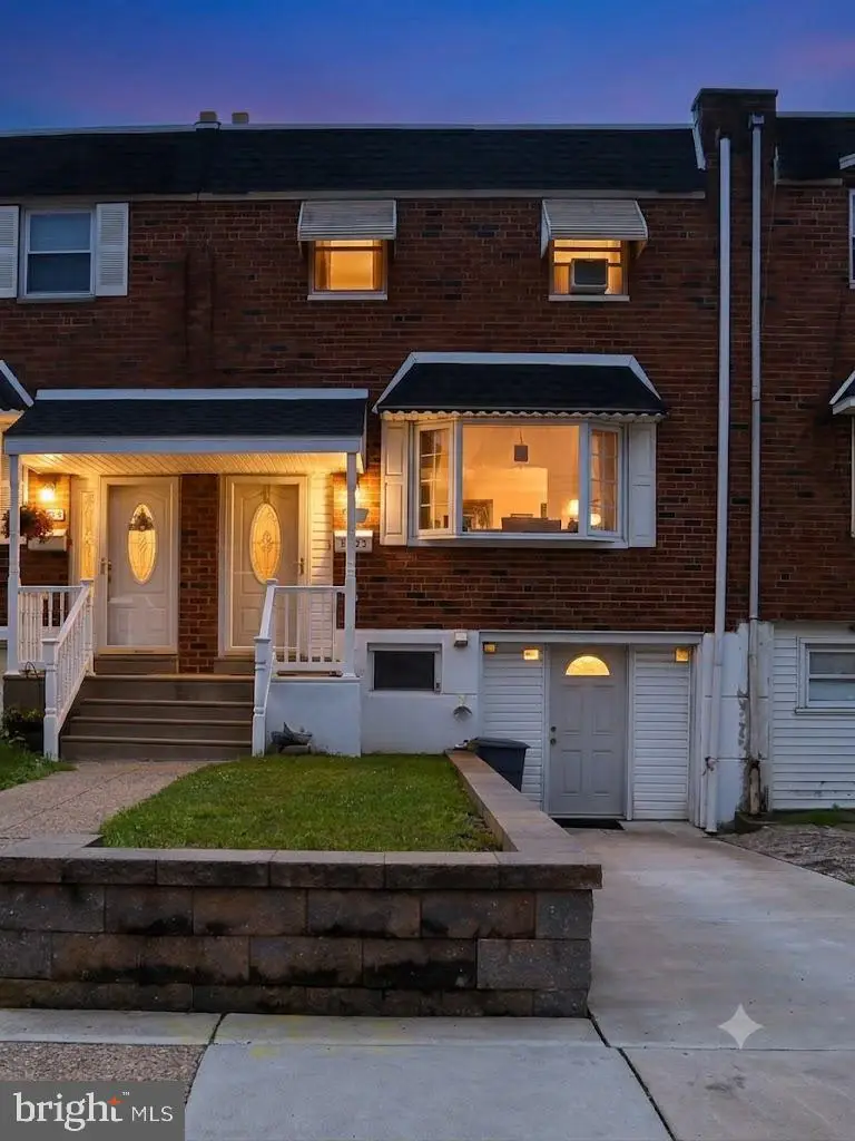 12323 Dunks Ferry Rd, Philadelphia, PA 19154 - #1