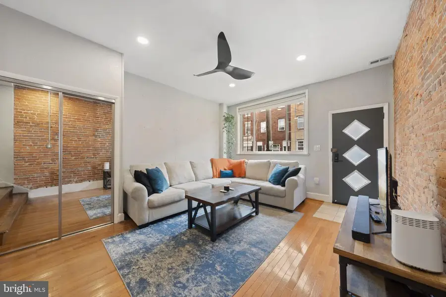 1831 S 10th St, Philadelphia, PA 19148 - #3
