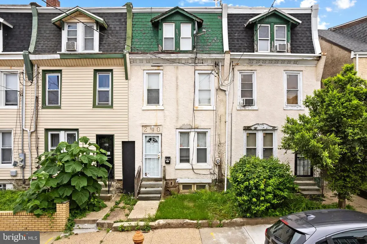 240 E Phil Ellena St, Philadelphia, PA 19119 - #1