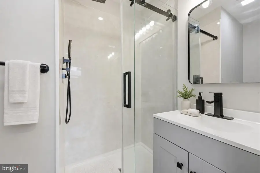 1716 S Chadwick St, Philadelphia, PA 19145 - #3