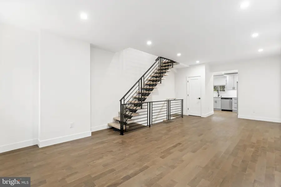 2165 E Firth St, Philadelphia, PA 19125 - #2