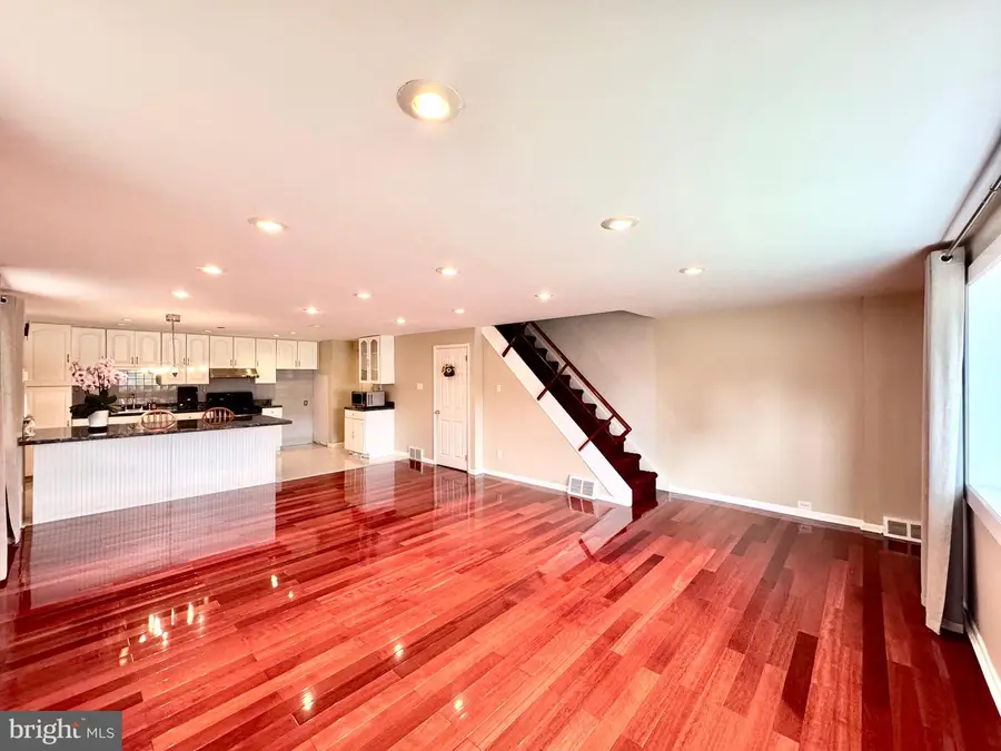 9219 Outlook Ave, Philadelphia, PA 19114 - #3