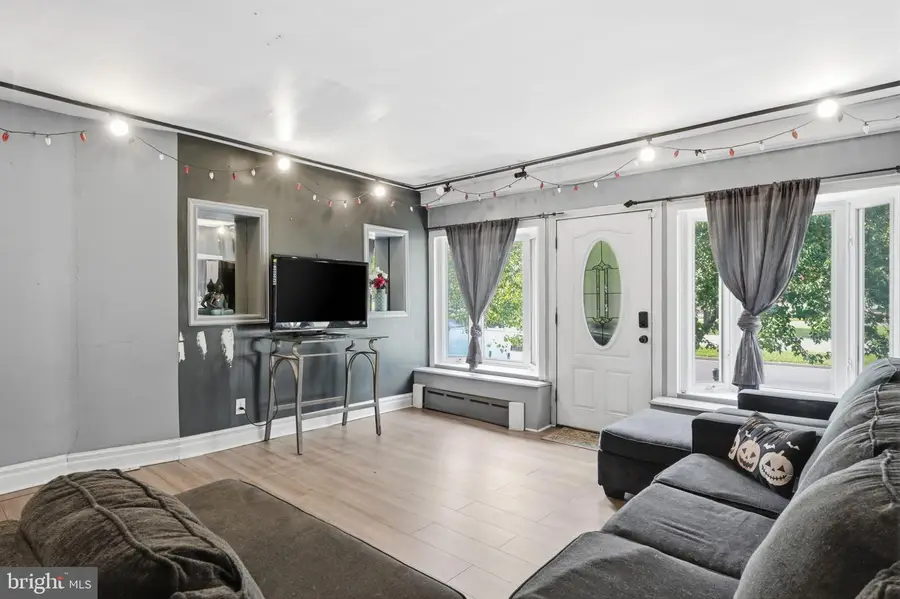 216 E Roosevelt Blvd, Philadelphia, PA 19120 - #3