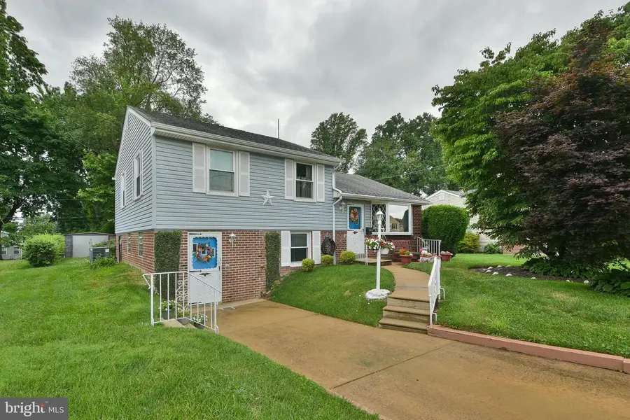 3820 Andrea Rd, Philadelphia, PA 19154 - #2