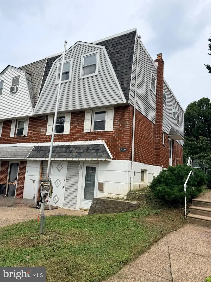 9021 Eastview Rd, Philadelphia, PA 19152 - #3