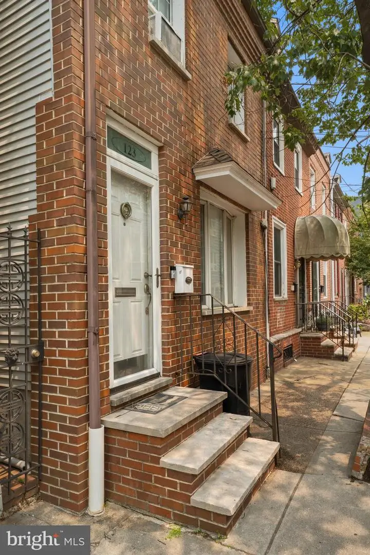 123 Ellsworth St, Philadelphia, PA 19147 - #1