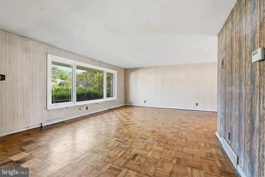 9219 Burbank Rd, Philadelphia, PA 19115 - #3