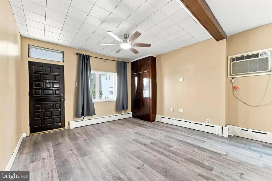 7151 Vandike St, Philadelphia, PA 19135 - #3