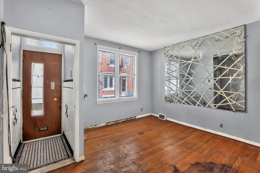 1014 Tree St, Philadelphia, PA 19148 - #2