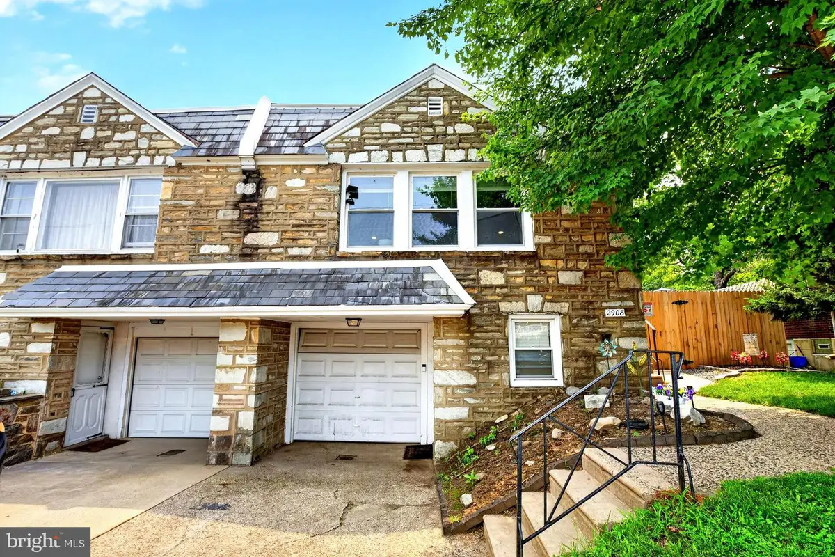 2908 Walnut Hill St, Philadelphia, PA 19152 - #1