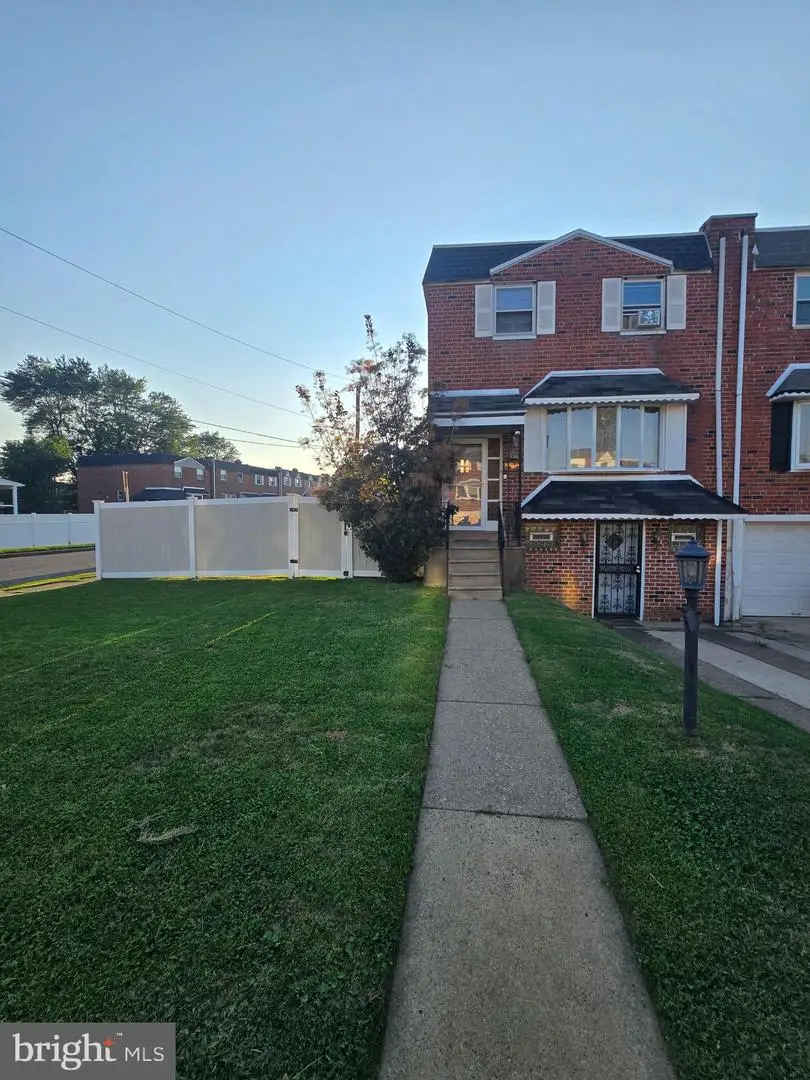 3334 Lester Rd, Philadelphia, PA 19154 - #1