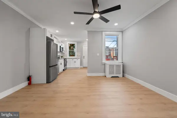 1924 W Sparks St, PHILADELPHIA, PA 19141