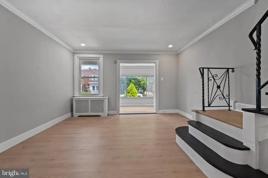 1924 W Sparks St, Philadelphia, PA 19141 - #2