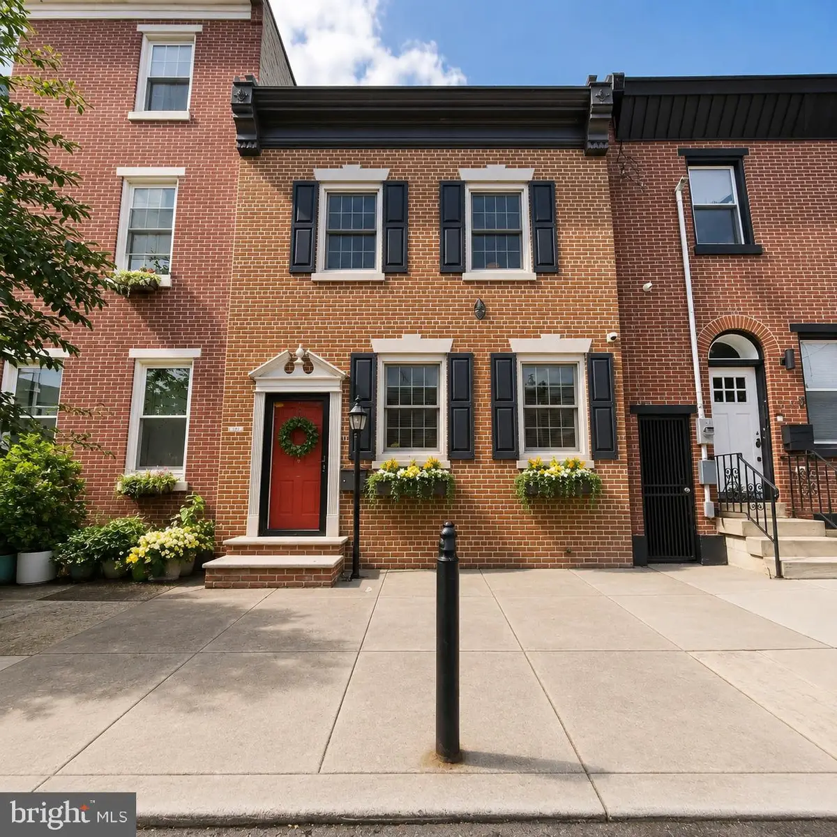 2671 Almond St, Philadelphia, PA 19125 - #1