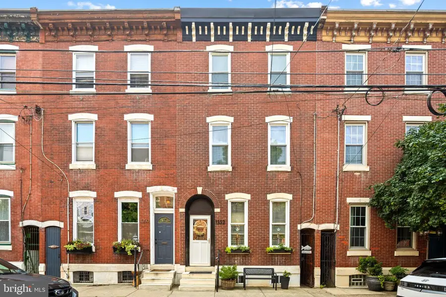 1352 Marlborough St, Philadelphia, PA 19125 - #3