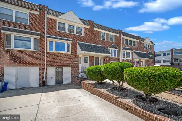 3116 Holly Rd, PHILADELPHIA, PA 19154