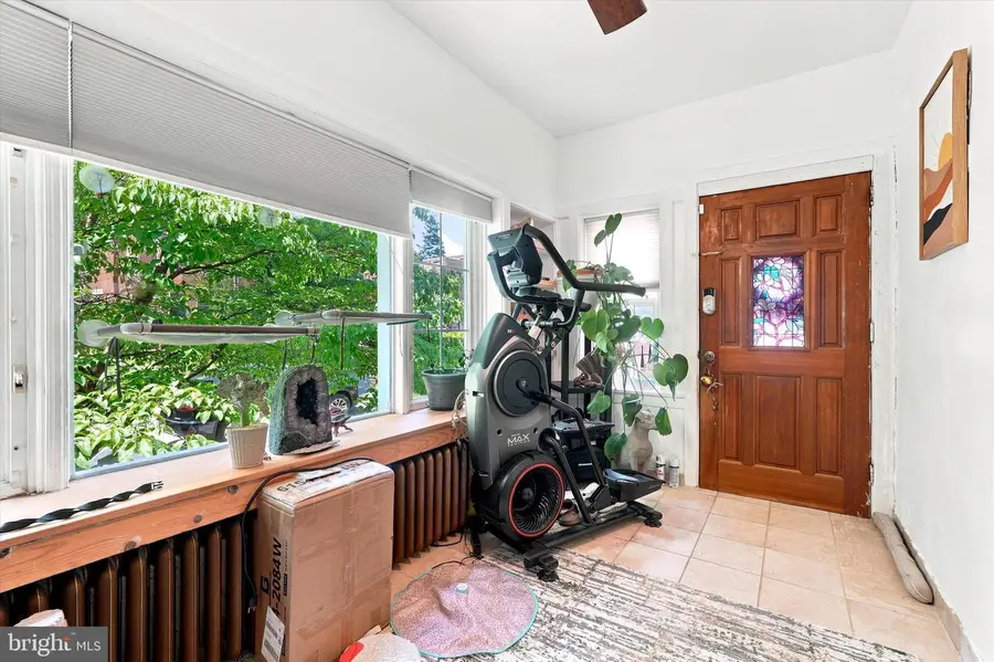 955 Allengrove St, Philadelphia, PA 19124 - #3