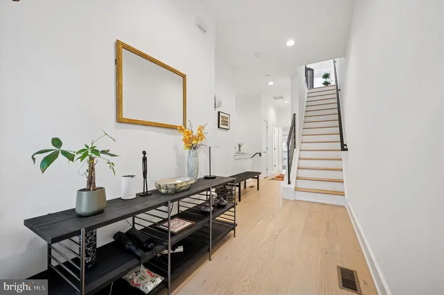 6715 Cinnaminson Ct, Philadelphia, PA 19128 - #3