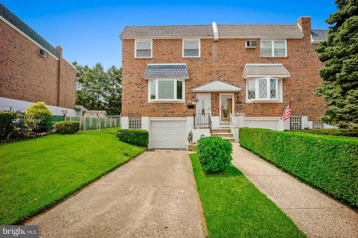 11916 Templeton Dr, Philadelphia, PA 19154 - #1