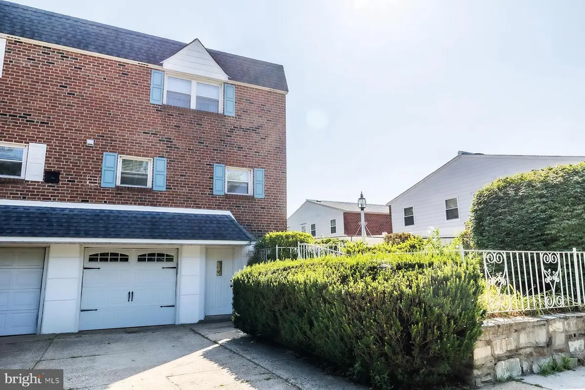 700 Susquehanna Rd, Philadelphia, PA 19111 - #1
