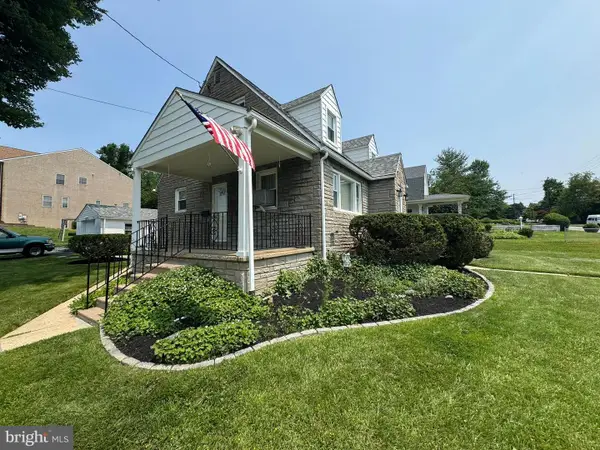 410 Paoli Ave, PHILADELPHIA, PA 19128