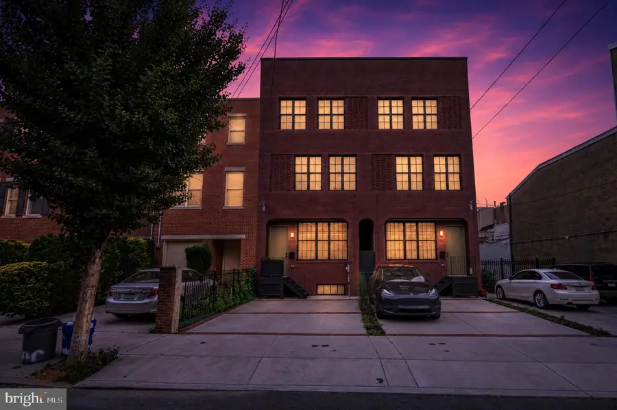 1115 E Palmer St, Philadelphia, PA 19125 - #2