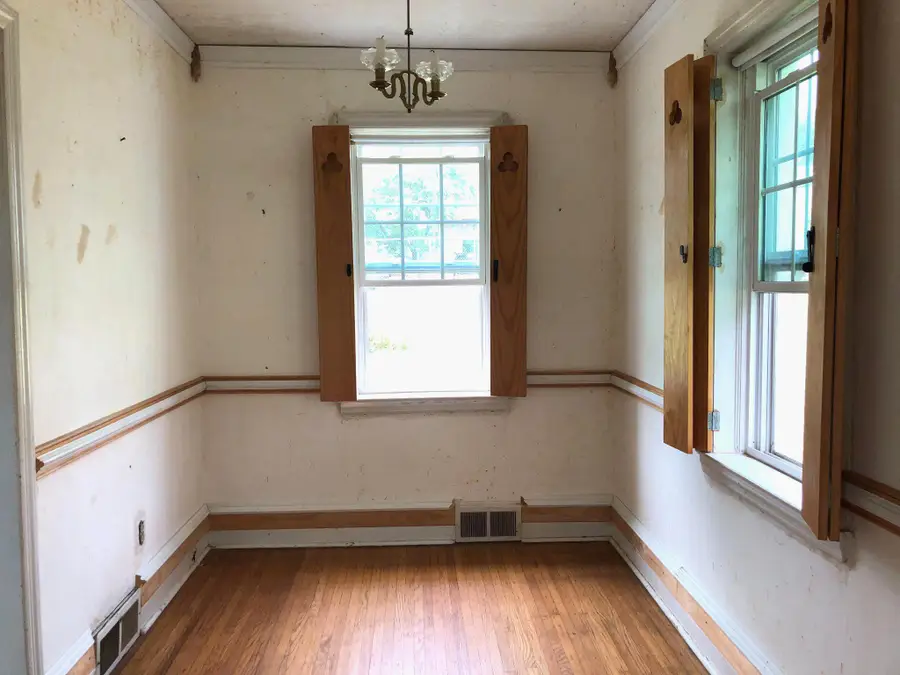 8612 Lykens Ln, Philadelphia, PA 19128 - #2