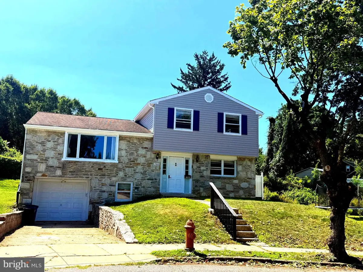506 Pinewood Rd, Philadelphia, PA 19116 - #1