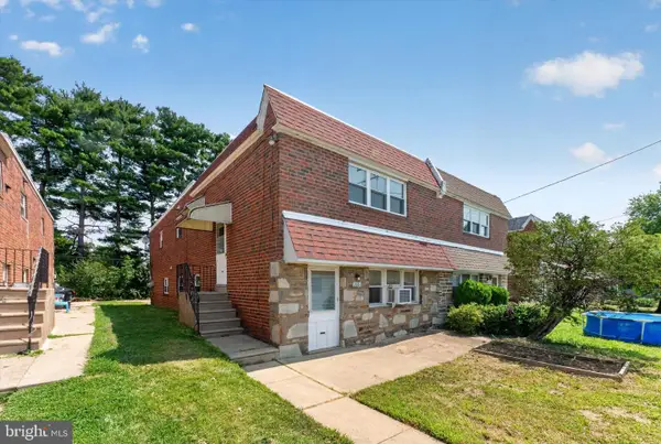 2261 Strahle St, PHILADELPHIA, PA 19152
