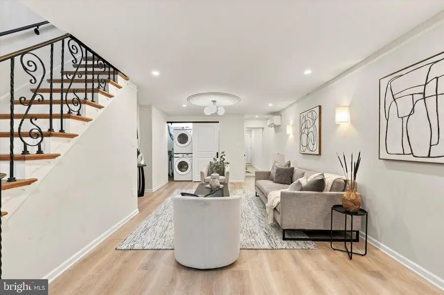 1172 S Darien St, Philadelphia, PA 19147 - #3