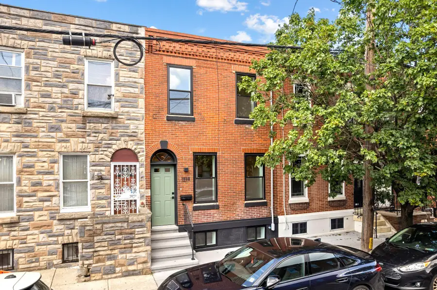 1808 S 8th St, Philadelphia, PA 19148 - #2