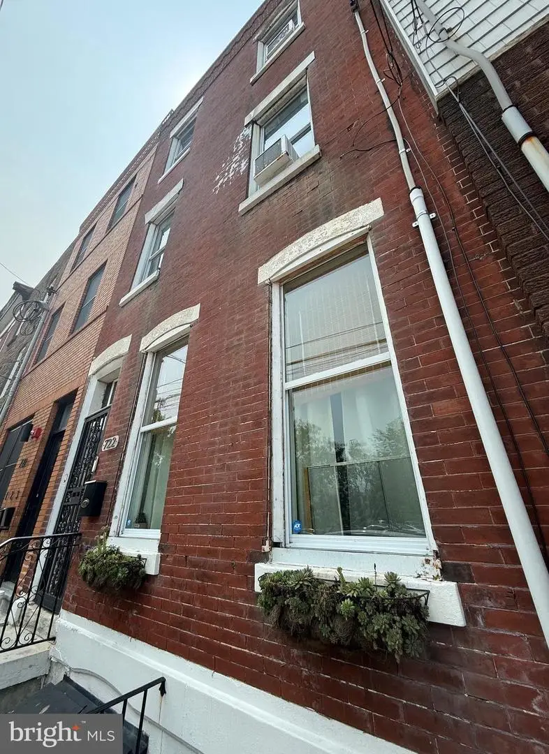 722 Christian St, Philadelphia, PA 19147 - #1