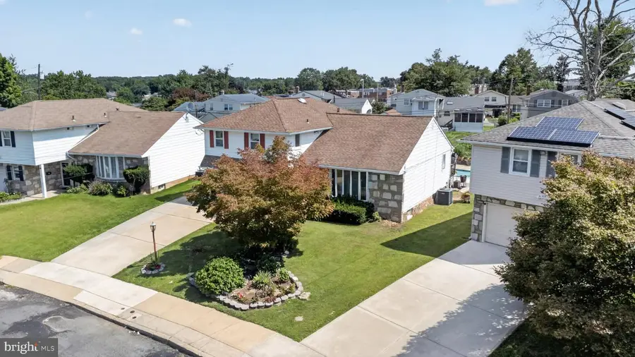 1127 Hower Ln, Philadelphia, PA 19115 - #2