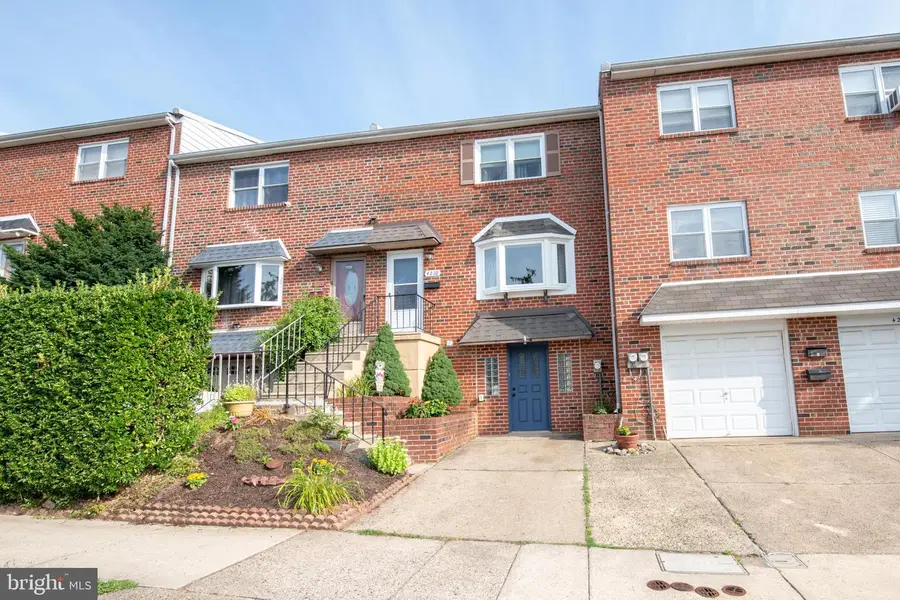 4210 Chalfont Pl, Philadelphia, PA 19154 - #2